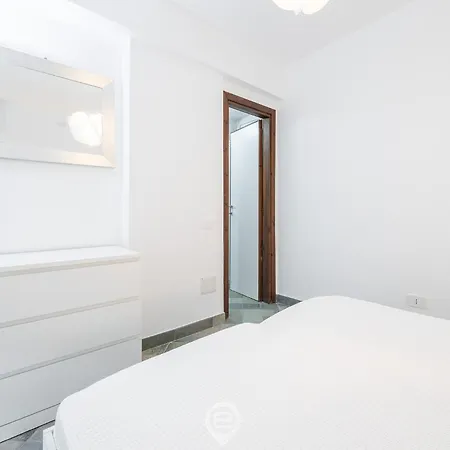 Apartment Fiorenza's Charming House Is Morus