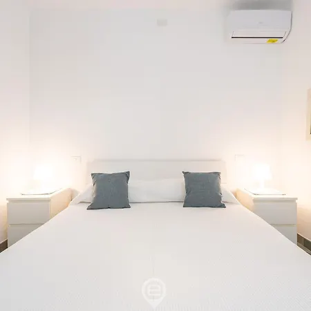 Fiorenza's Charming House Appartement Is Morus