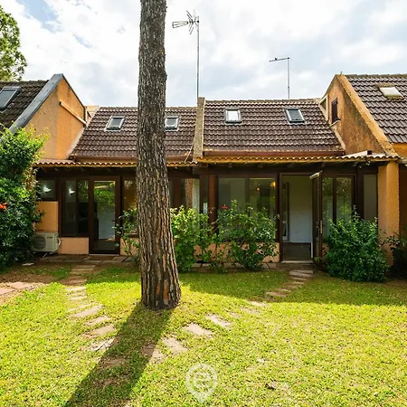Estay - Fiorenza's Charming House Is Morus